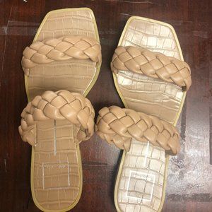 Indy Sandals Cafe Stella (Color) By Dolce Vita, Braided Detailing, Gently Used